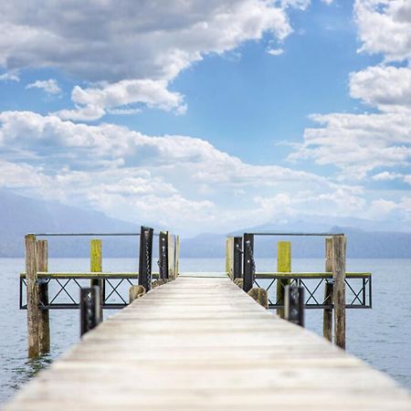 Tasman Holiday Parks - Te Anau Ngoại thất bức ảnh The pier at the lake